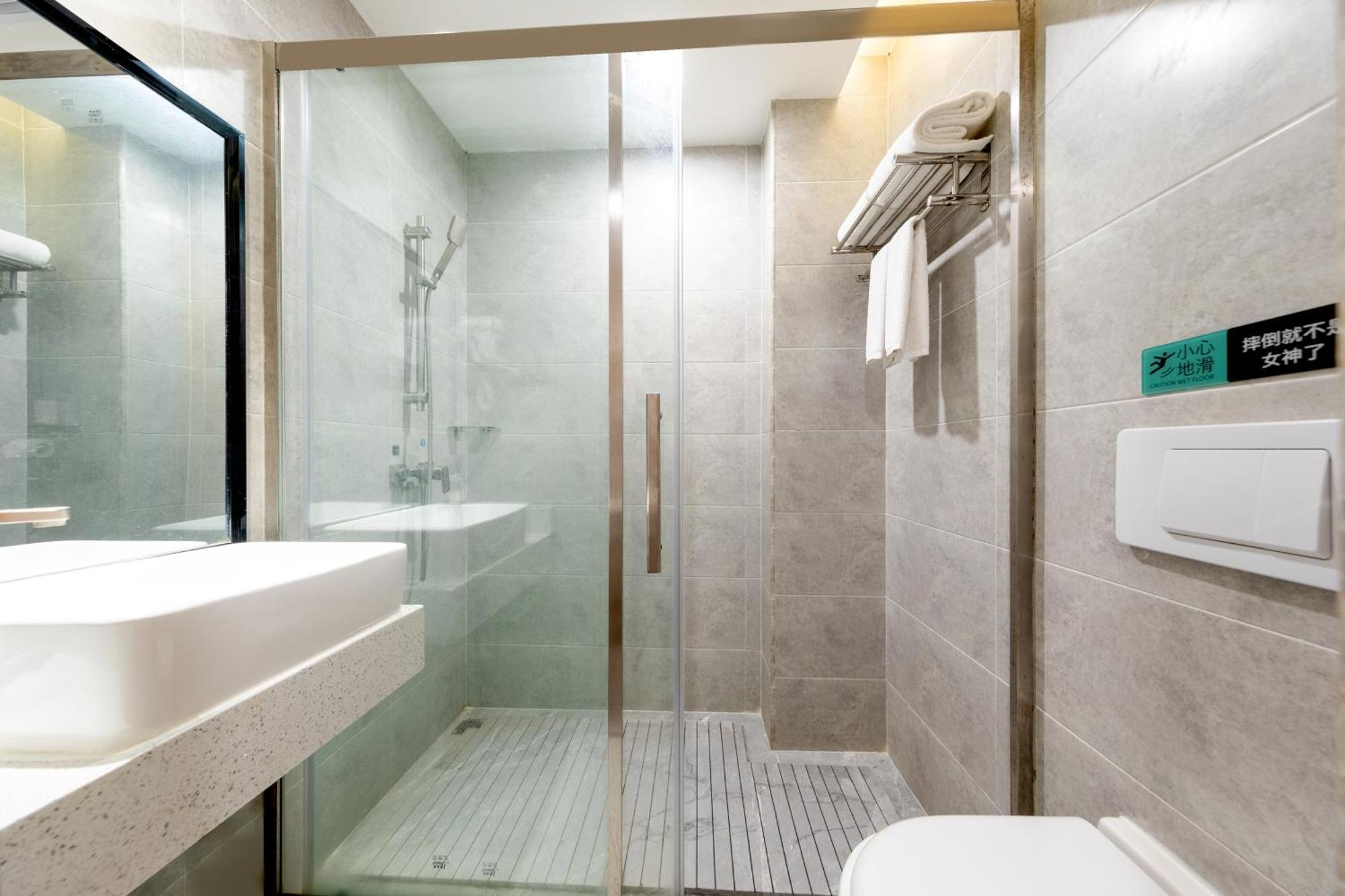 Xana Lite Hotel - Guangzhou Fangcun Huadiwan Metro Station Eksteriør bilde