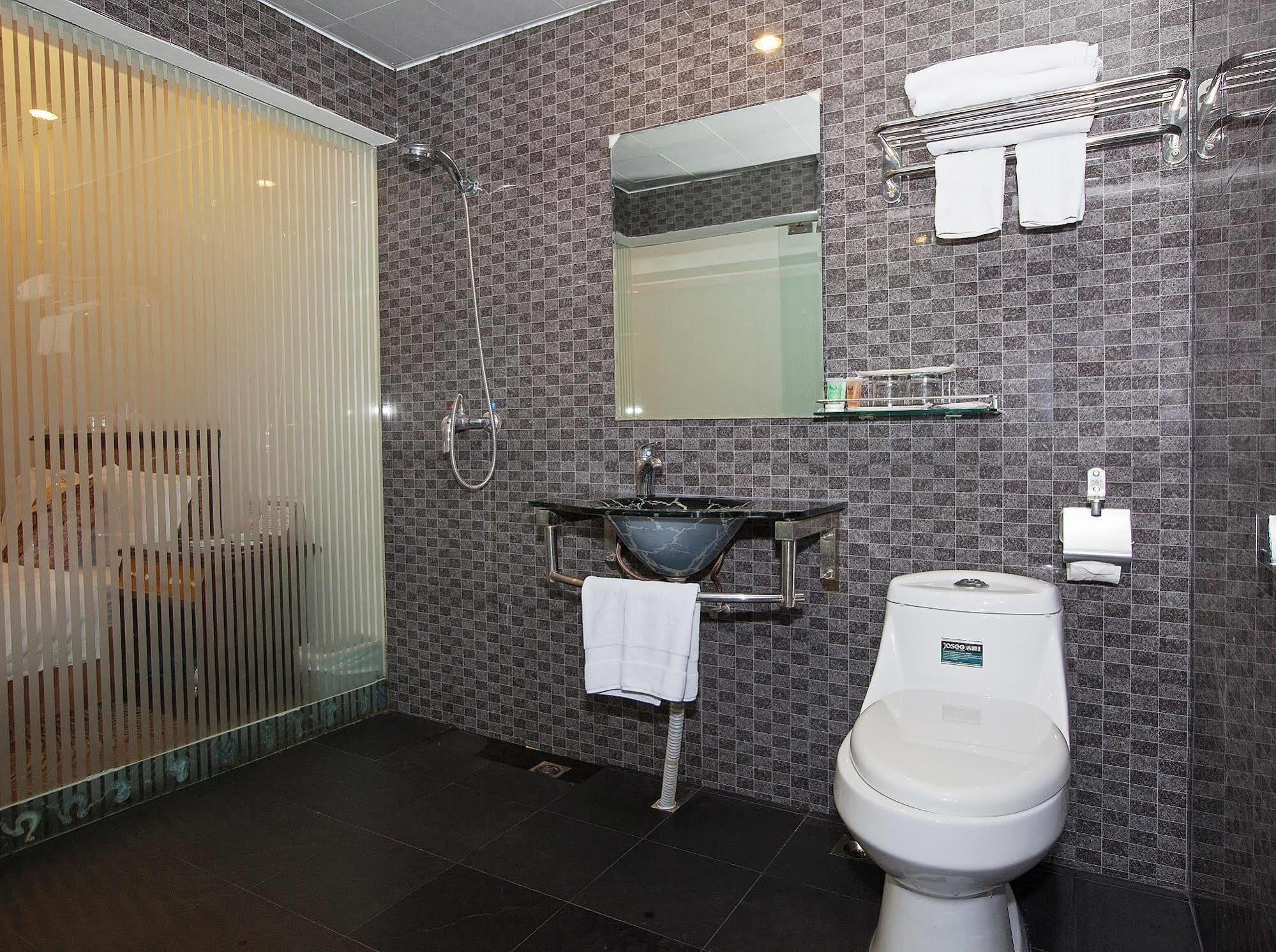 Xana Lite Hotel - Guangzhou Fangcun Huadiwan Metro Station Eksteriør bilde